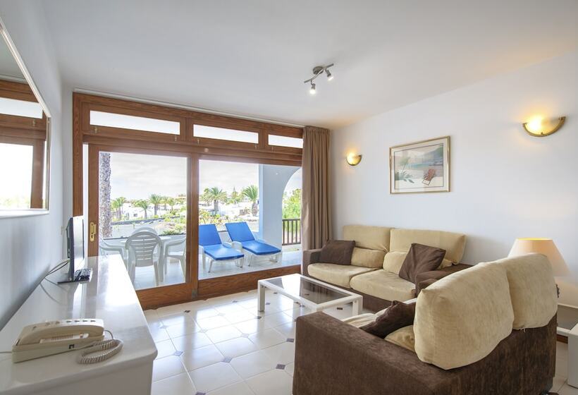 Апартаменты 2 Спальни, Camel S Spring Club