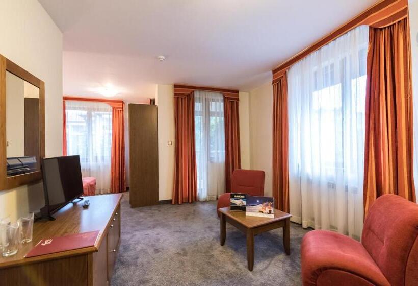 2 Bedroom Suite with Balcony, Evelina Palace Hotel