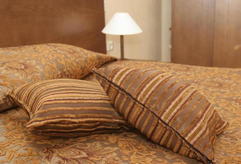 2 Bedroom Suite with Balcony, Evelina Palace Hotel