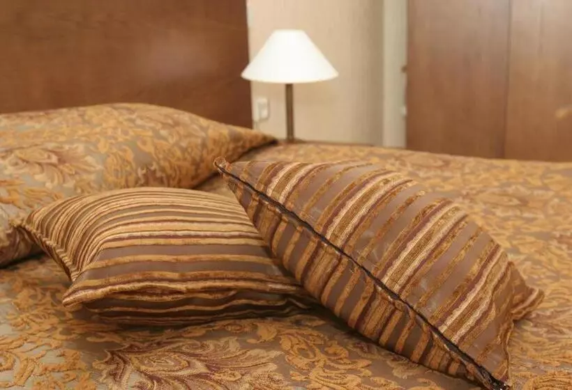 2 Bedroom Suite with Balcony, Evelina Palace Hotel