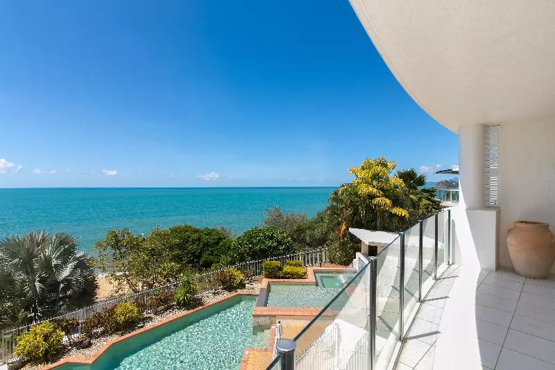 海の見える２ベッドルームアパートメント, Bellevue At Trinity Beach