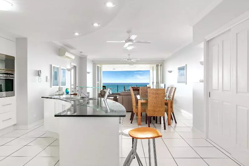 海の見える３ベッドルームアパートメント, Bellevue At Trinity Beach
