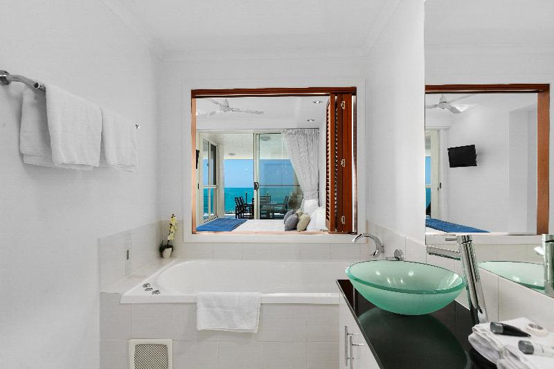 Апартаменты 1 Спальня Вид на Море, Bellevue At Trinity Beach