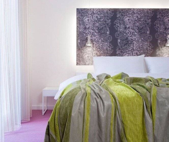 غرفة كومفورت, Eburon