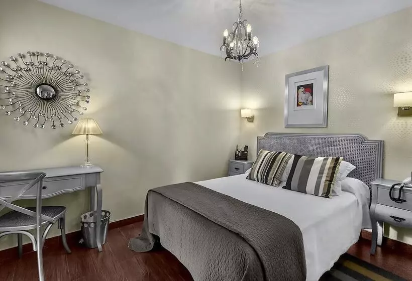 اتاق اکونومی, El Rey Moro Hotel Boutique