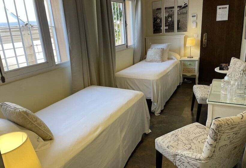 اتاق اکونومی, El Rey Moro Hotel Boutique