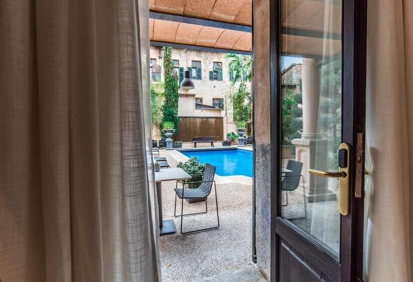 اتاق استاندارد, L'avenida