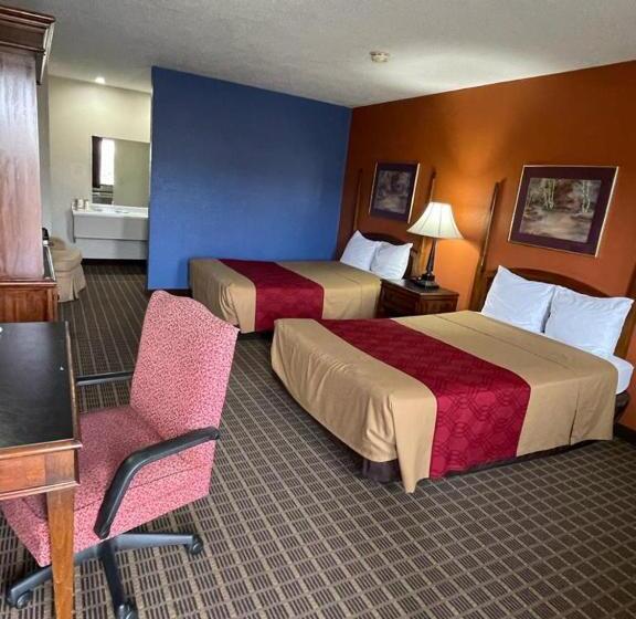 غرفة قياسية, Knights Inn & Suites Emporia