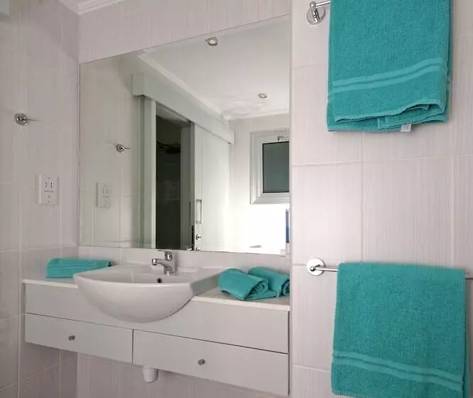 آپارتمان خانواده 1 خوابه, Napa Prince Hotel Apts