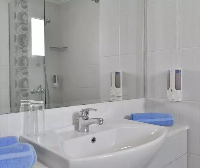 آپارتمان خانواده 1 خوابه, Napa Prince Hotel Apts