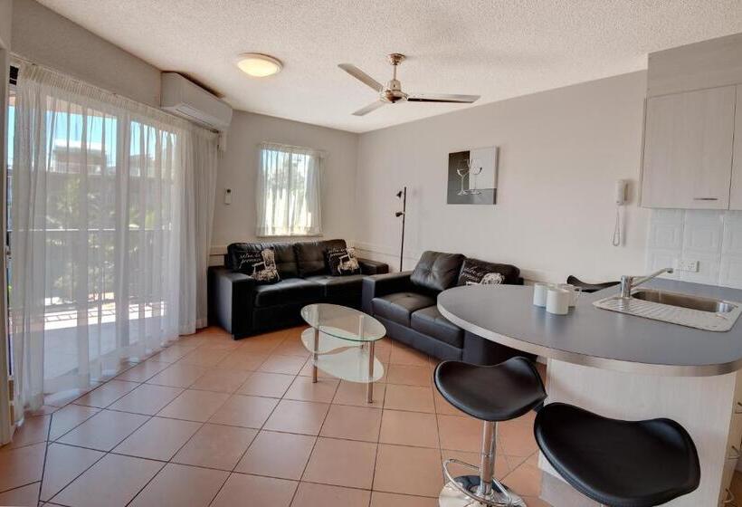 2 Bedroom Apartment, Nautilus Resort Mooloolaba