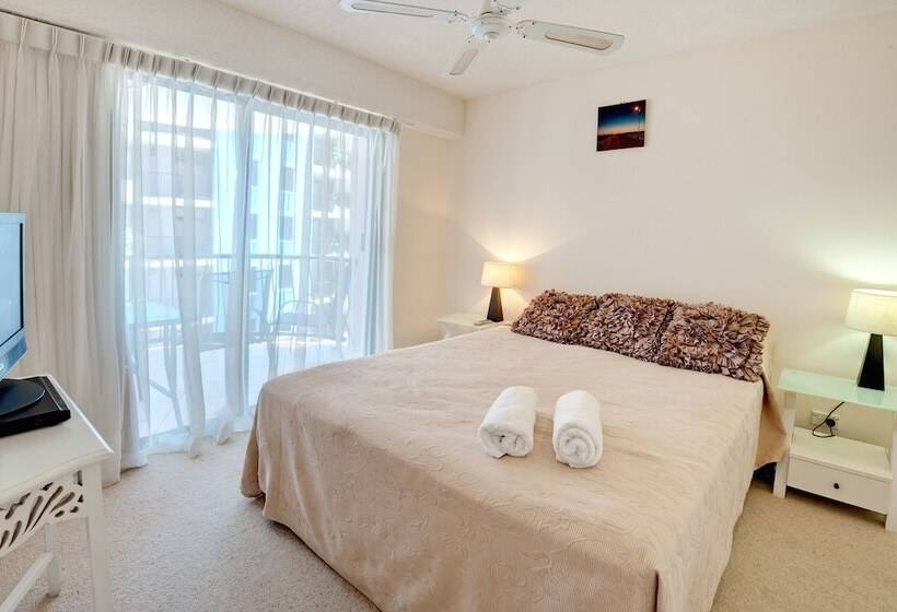 1 Bedroom Apartment, Nautilus Resort Mooloolaba