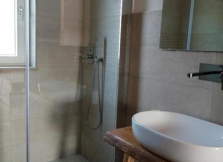 חדר סטנדרט לשלושה, B&b Il Poggio Eccelso