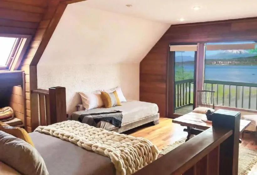 Standard Triple Room with Terrace, Costanera