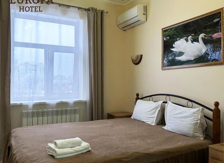 اتاق استاندارد, Europa