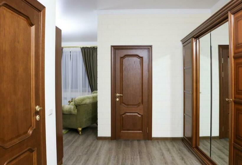 اتاق استاندارد, Golden Park