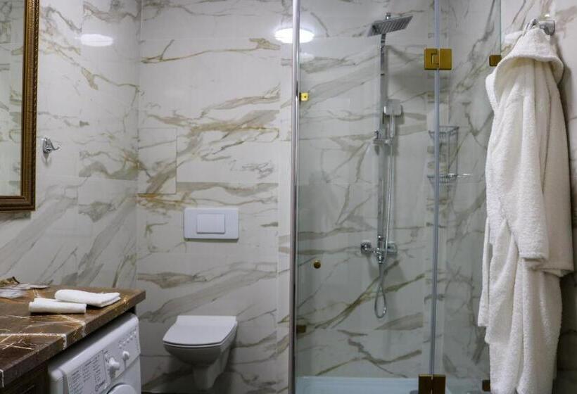 اتاق پریمیوم چهارنفره, Golden Park