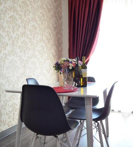 اتاق استاندارد با بالکن, Golden Park