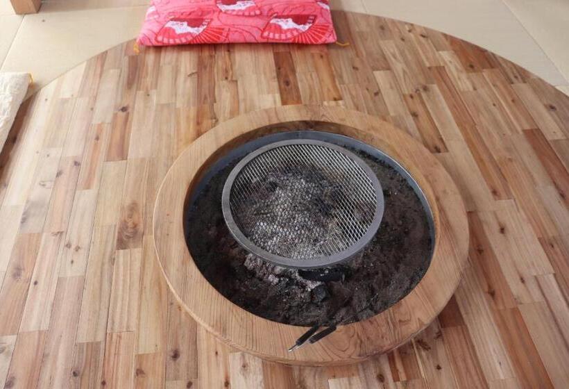 스탠다드 방갈로, ささやかな宿富津