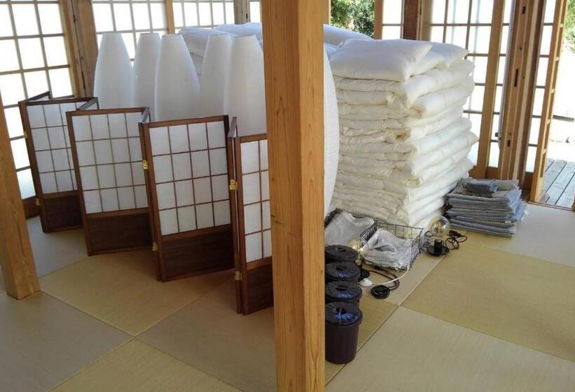 스탠다드 방갈로, ささやかな宿富津