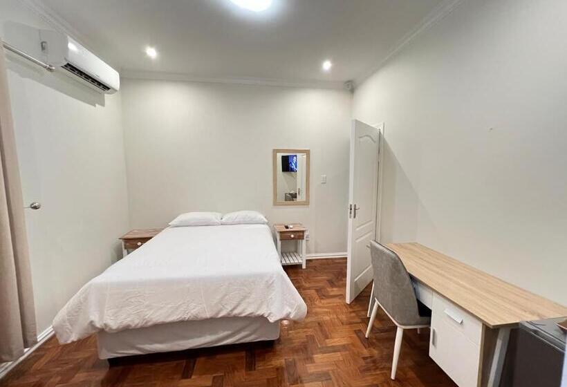 חדר קומפורט, La Vue