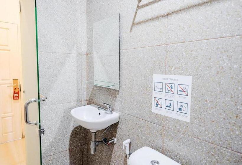 Люкс, Reddoorz Plus Syariah Near Museum Lampung