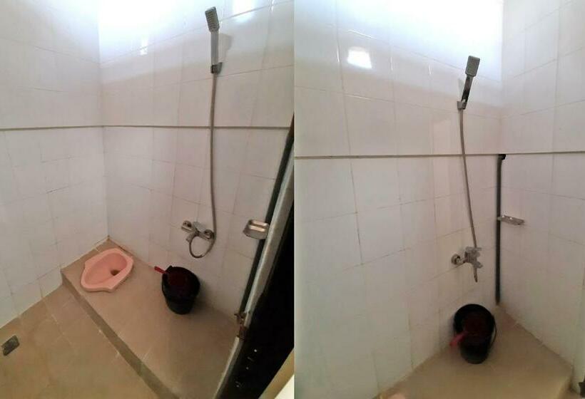 Quarto Superior Individual, Spot On 2451 Camel Residence