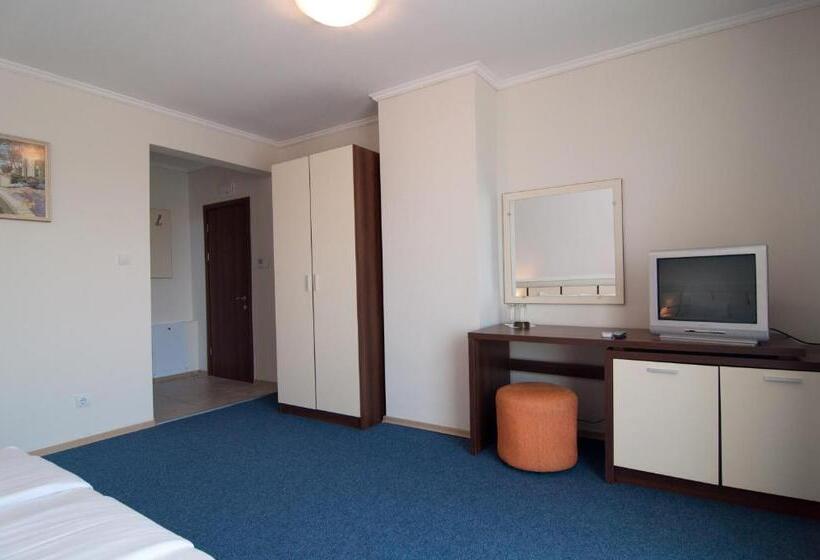 디럭스 룸, Guest House Hiora