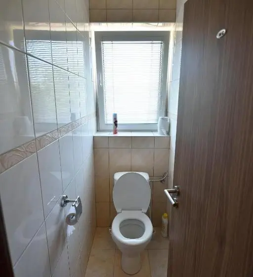 Huoneisto 2 Makuuhuonetta, Penzion Na Rozcestí