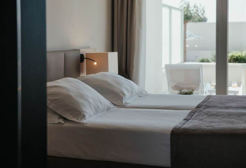 סוויטת ג'וניור נוף הרים, Romana Beach Resort