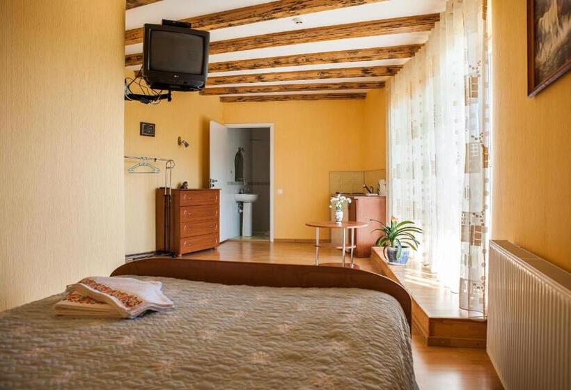 اتاق استاندارد, Vila Sraige