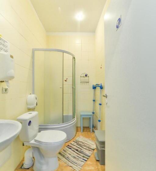 اتاق استاندارد, Central Hostel