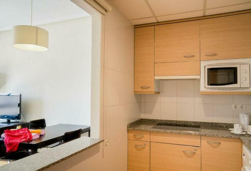 سوییت خانوادگی, Compostela Suites