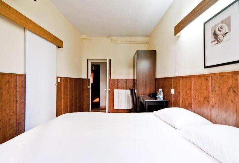 اتاق استاندارد یک نفره, Hostal Asuncion