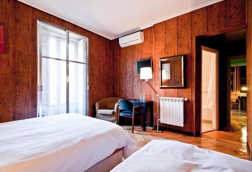 اتاق استاندارد سه نفره, Hostal Asuncion