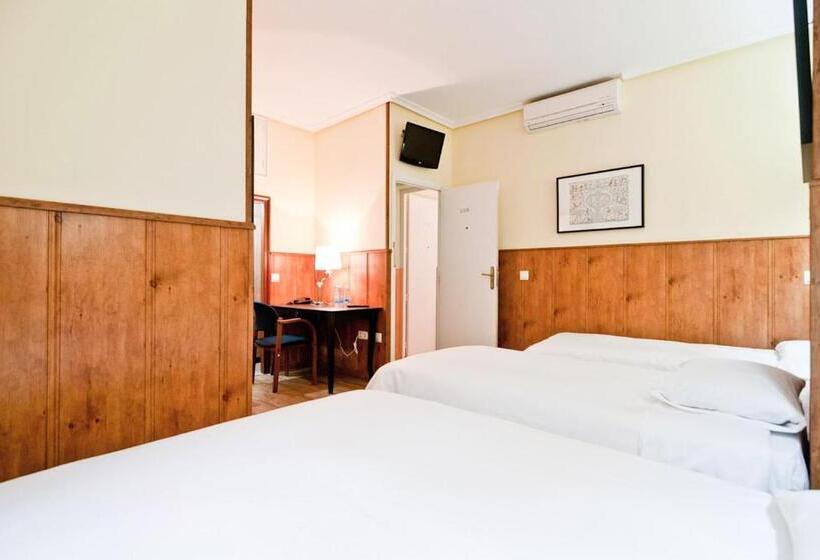 اتاق استاندارد چهار تخته, Hostal Asuncion