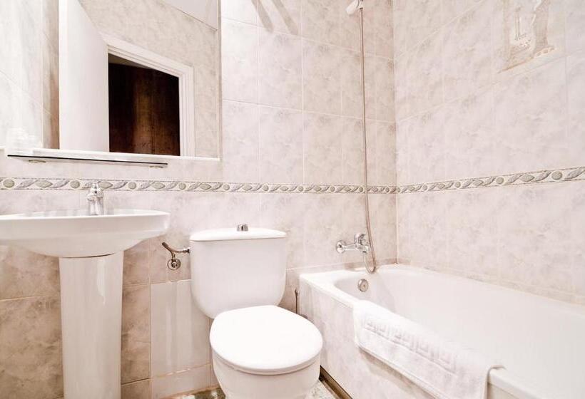 اتاق اکونومی یک تخته, Hostal Asuncion