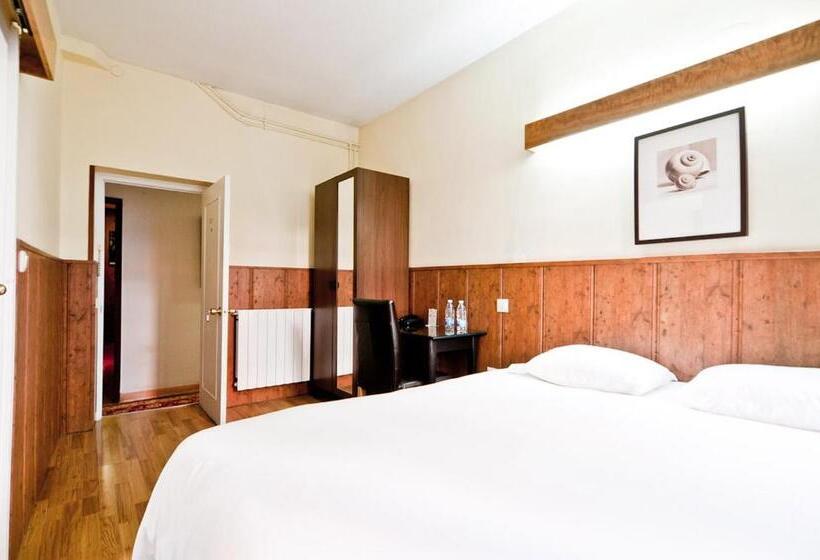 اتاق استاندارد یک نفره, Hostal Asuncion