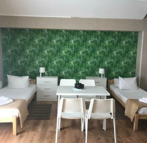 اتاق خانوادگی, City Westa