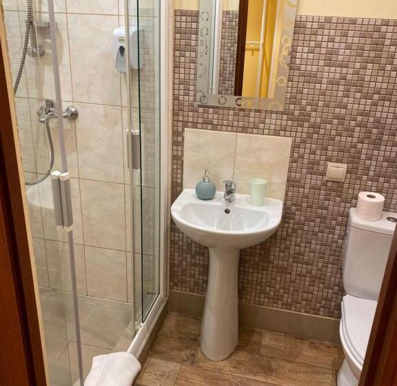 اتاق اکونومی, City Westa