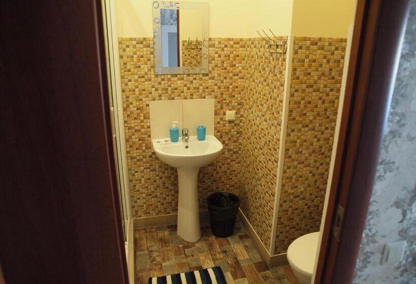 اتاق اکونومی, City Westa