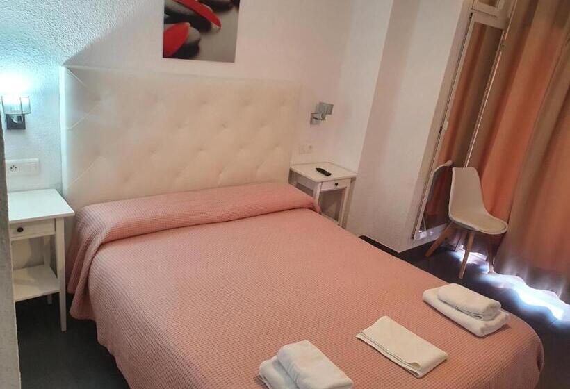 스탠다드 룸, Hostal La Ermita