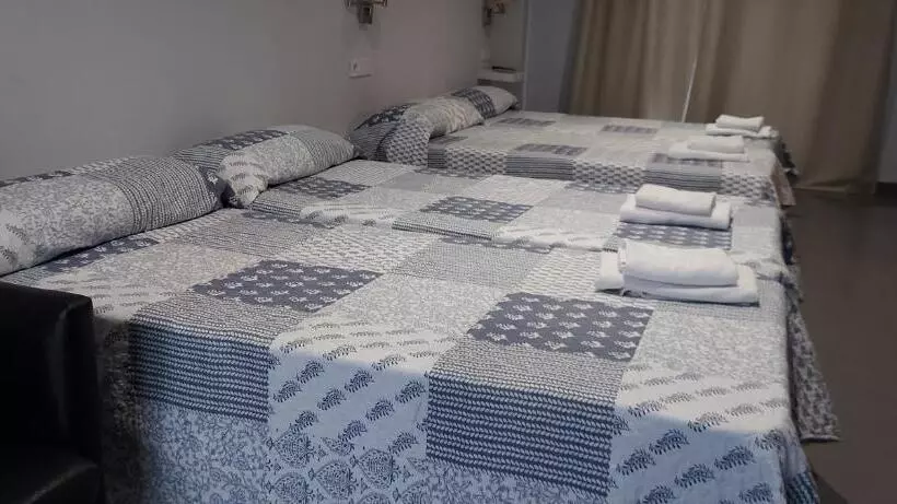 اتاق کلاسیک خانوادگی, Hostal La Ermita