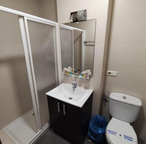 스탠다드 발코니 룸, Hostal La Ermita