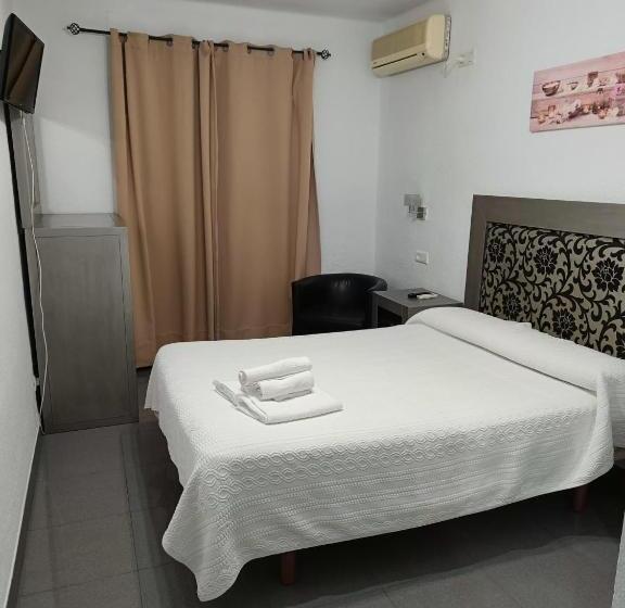 스탠다드 발코니 룸, Hostal La Ermita