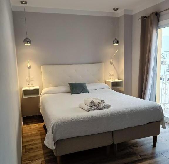 스탠다드 발코니 룸, Hostal La Ermita