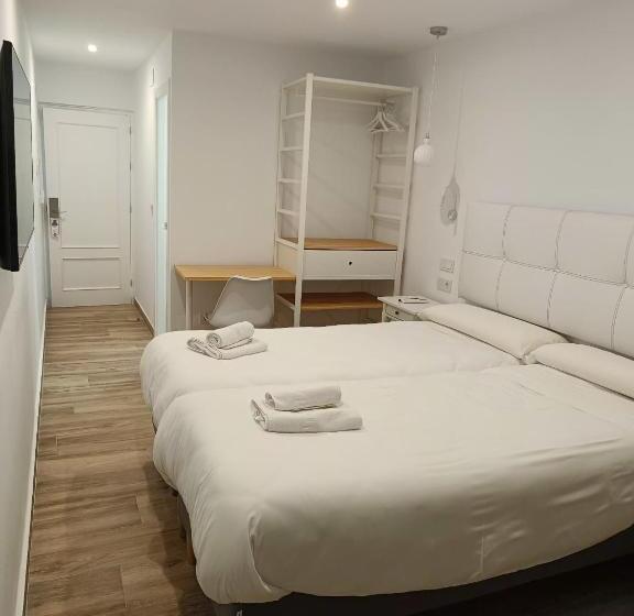 스탠다드 룸, Hostal La Ermita