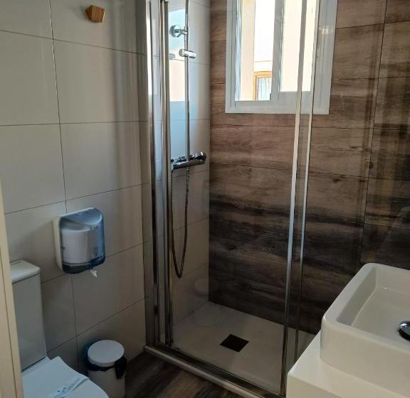 스탠다드 룸, Hostal La Ermita