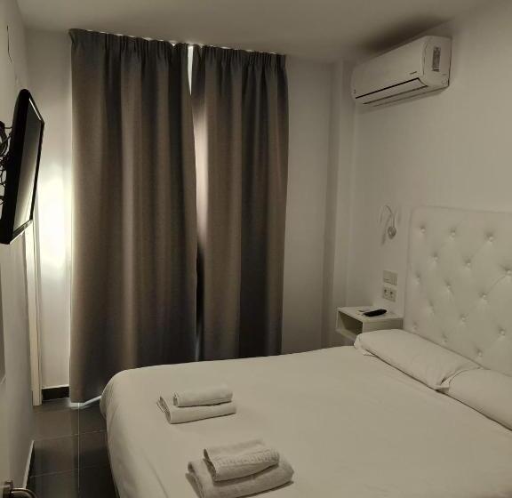 클래식 패밀리 룸, Hostal La Ermita