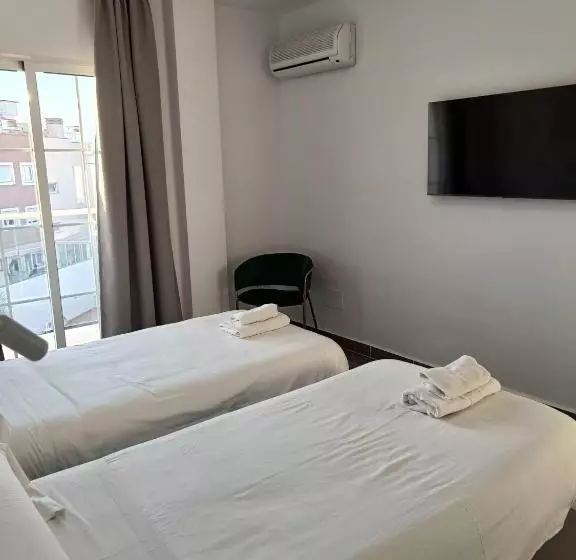 اتاق کلاسیک خانوادگی, Hostal La Ermita